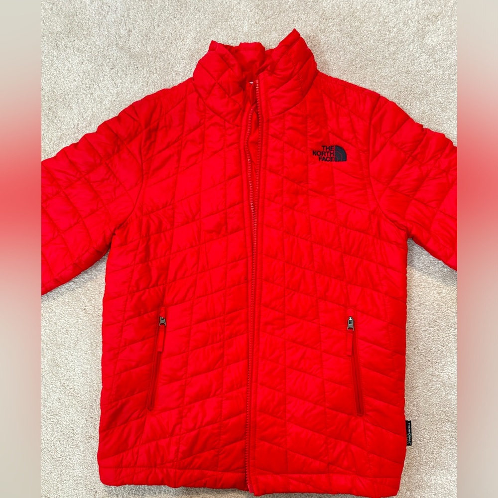 Boys youth red The North Face thermoball  full zip jacket